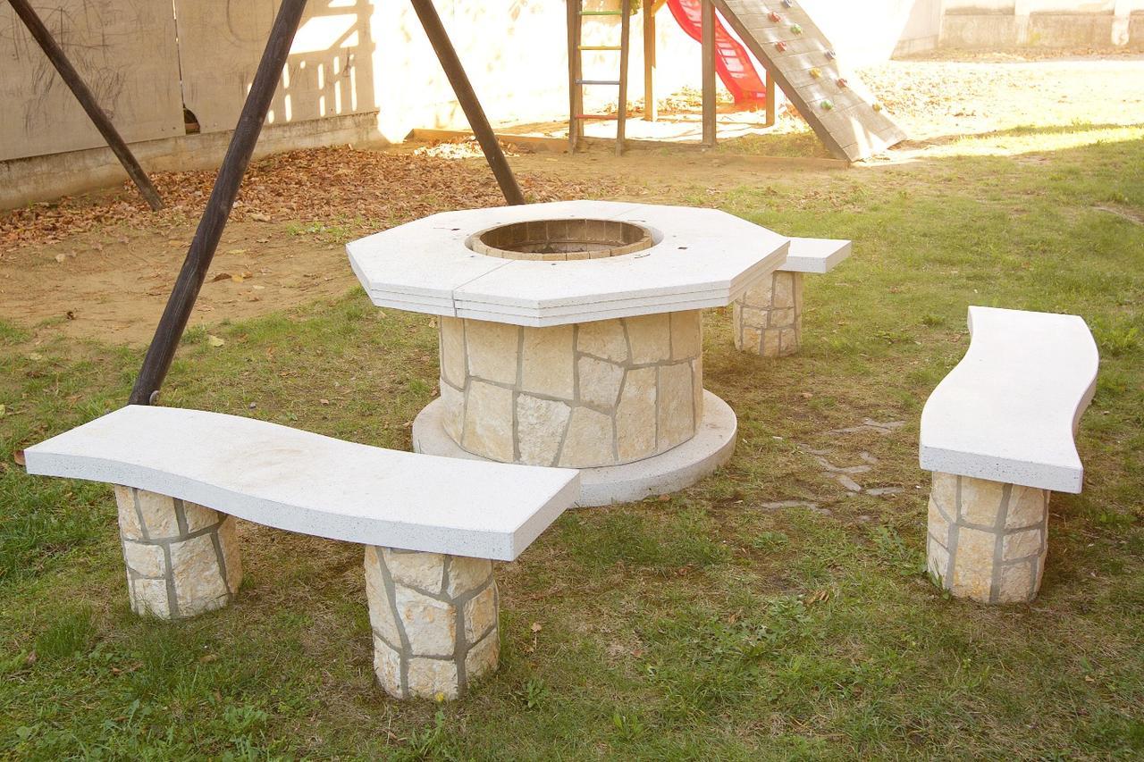 Zoli Apartmanok-Timi Koelcsey 34-36 ハイデゥソボスロー エクステリア 写真
